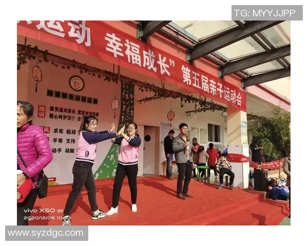 五岁小孩初尝足球乐趣亲子互动助力成长与快乐